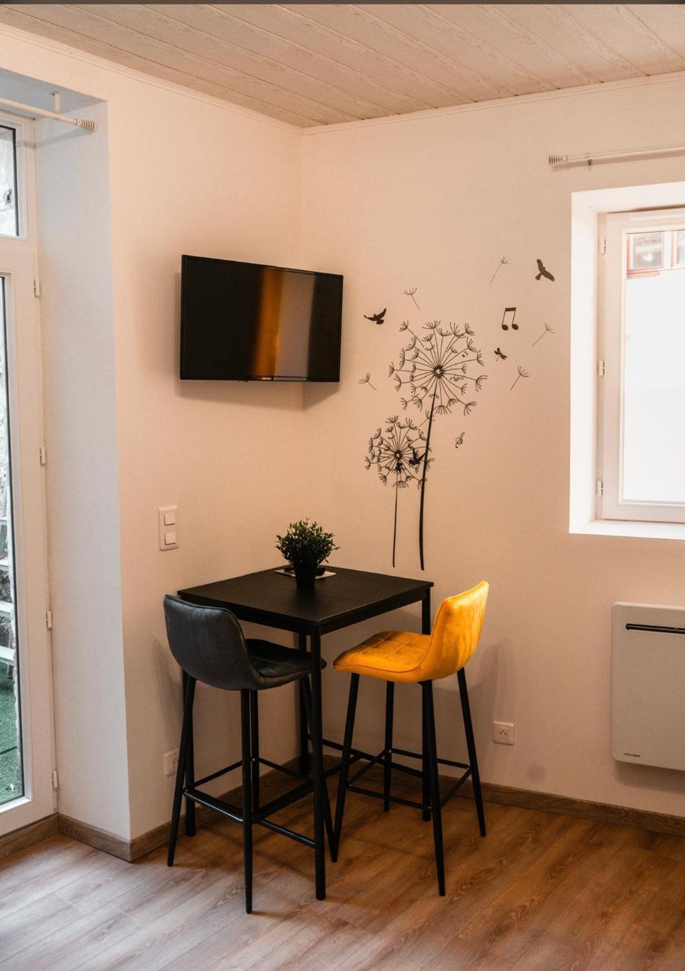 Le Symphonie Apartment Gray Bagian luar foto